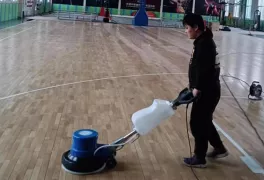 面漆后抛光清洁