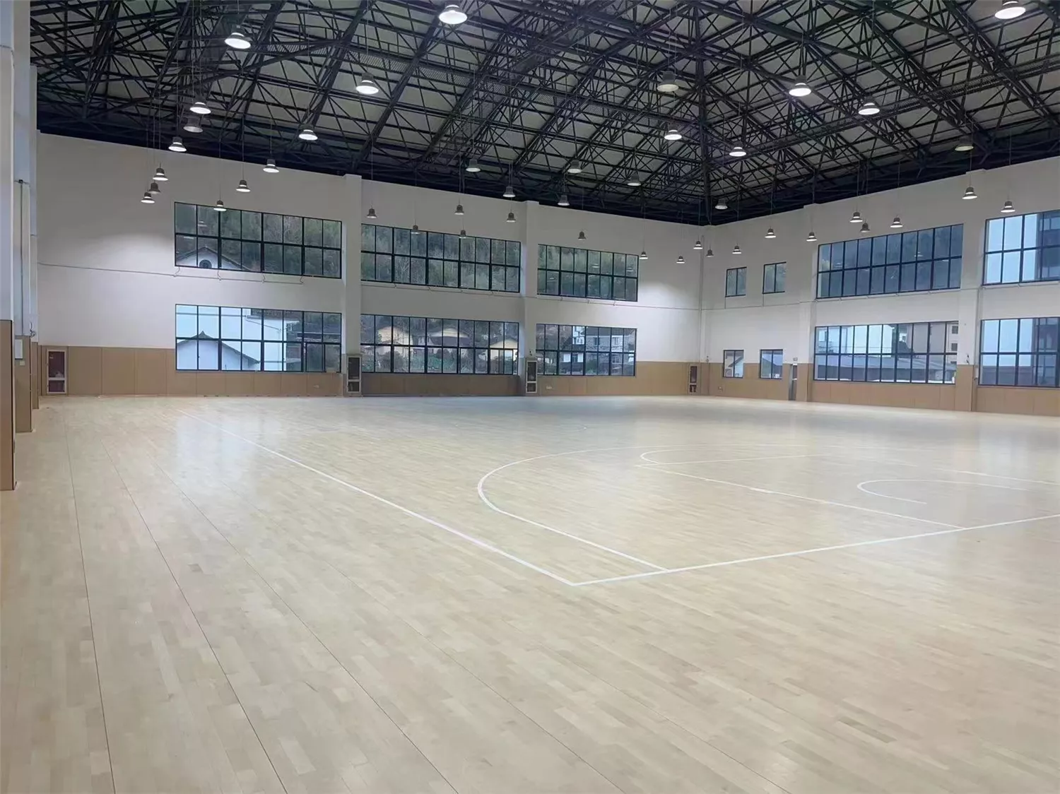 乌兰浩特白鹭小学体育馆